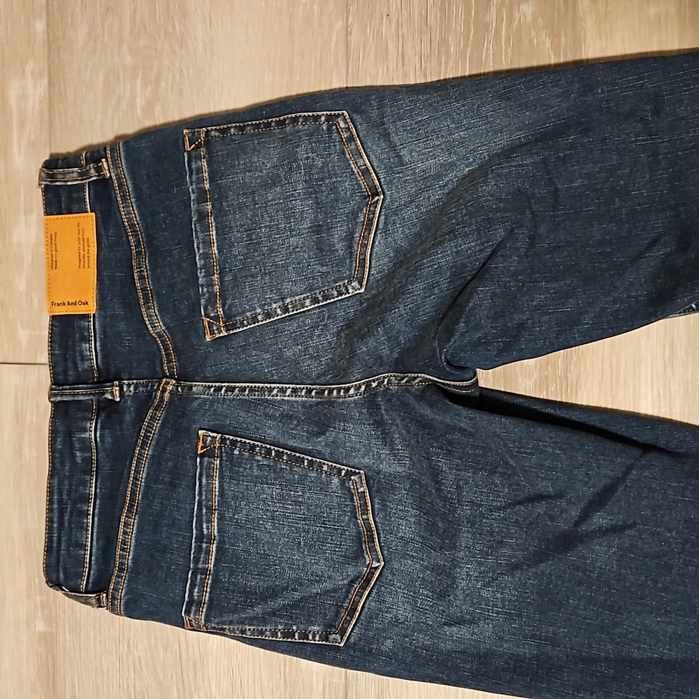 🌈Frank and Oak Debbie Skinny Jeans in Medium/Dark Wash - Picture 9 of 16